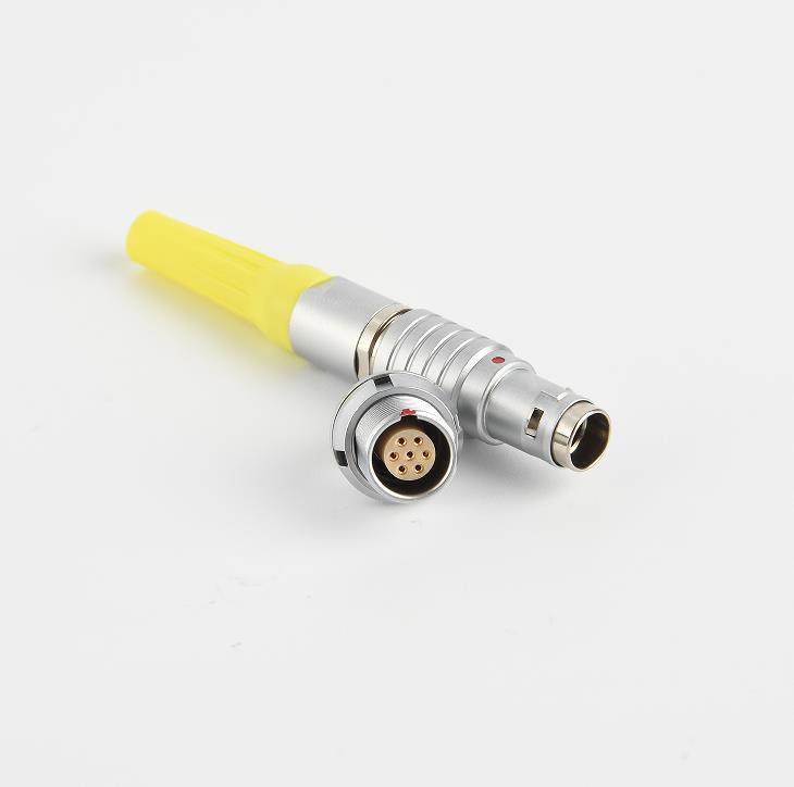 如何正確安裝和使用信號防水連接器？